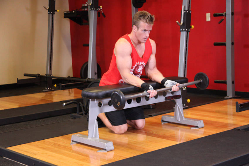 Barbell Wrist Curl - Start position