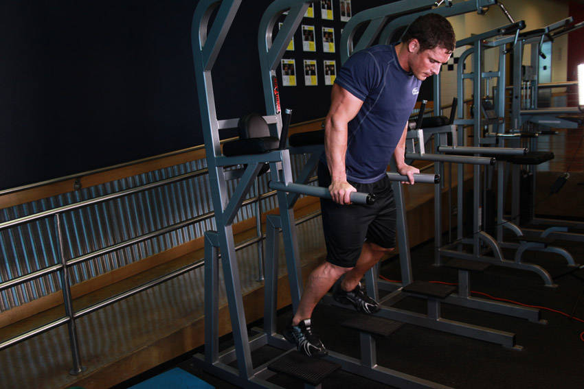 Chest Dips - Start position