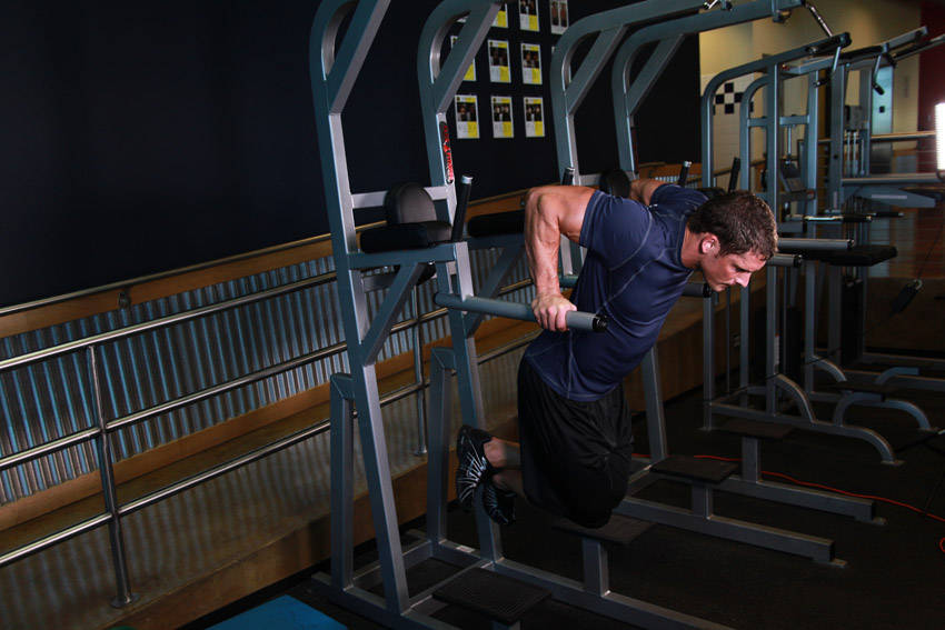 Chest Dips - Finish position