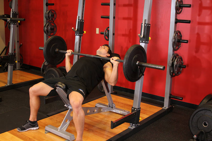 Incline Barbell Press - Finish position